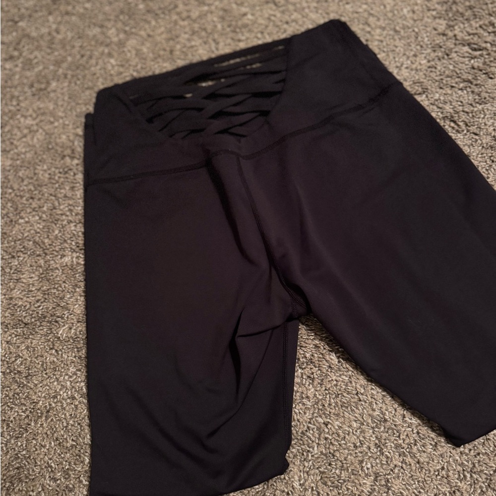 Black leggings with Lattice Design
